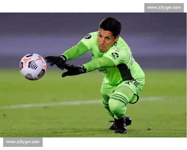 河床赛事激战：顶级球队巅峰对决，谁将问鼎冠军宝座